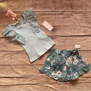 Jessica Simpson 2-piece set. - NEW